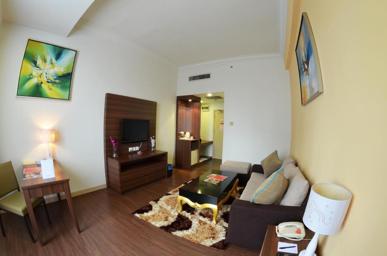 Hotel Sentral Johor Bahru @ Woodland Causeway Bagian luar foto