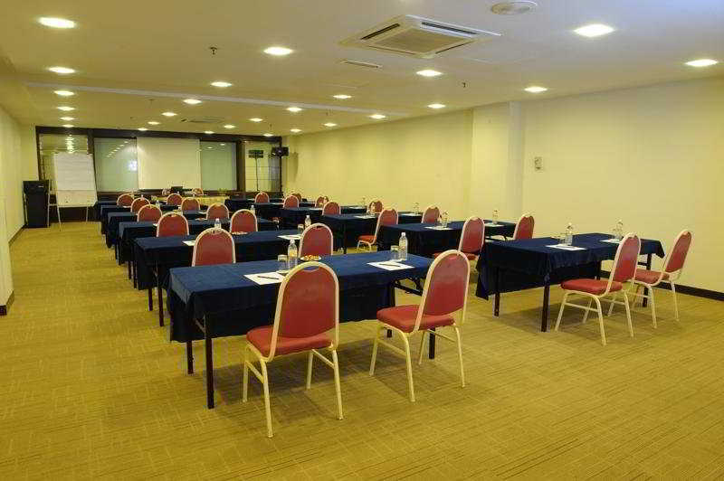 Hotel Sentral Johor Bahru @ Woodland Causeway Bagian luar foto