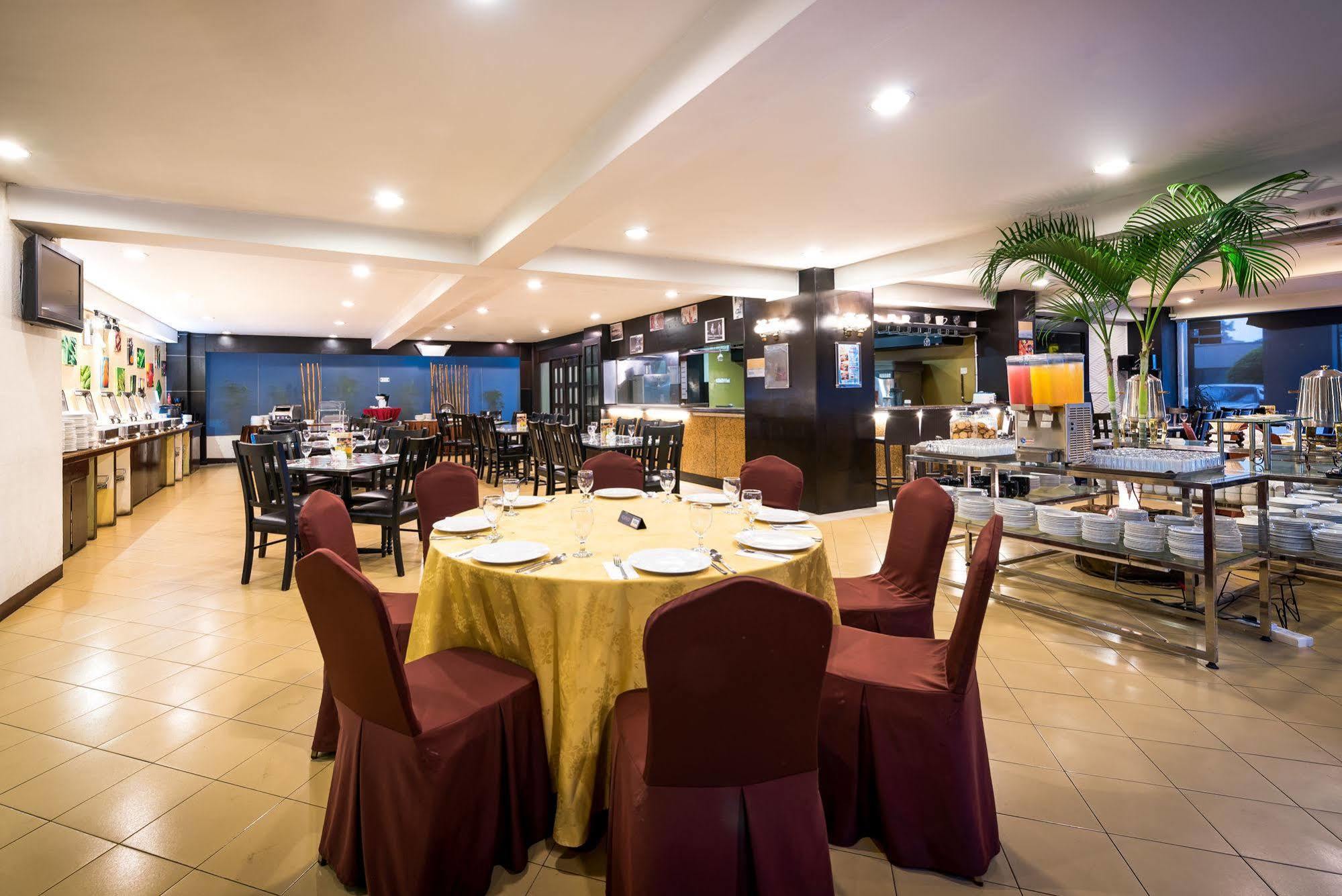 Hotel Sentral Johor Bahru @ Woodland Causeway Bagian luar foto